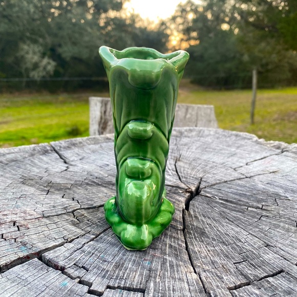 Vintage Shawnee Cornucopia Planter Vase - Picture 2 of 6